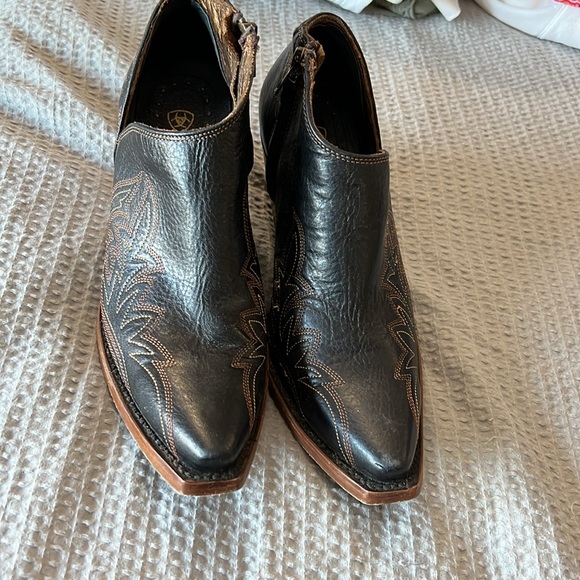 Booties - Picture 3 of 5